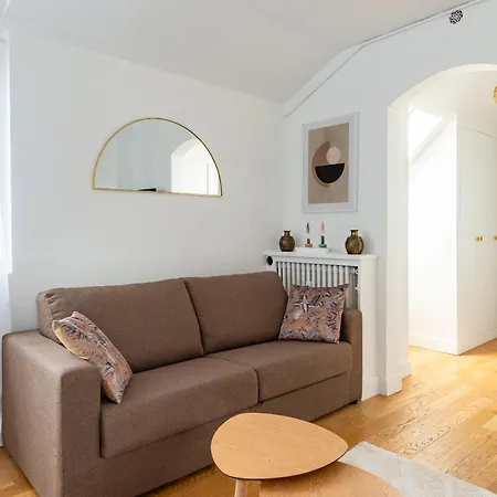 75017 Proche Champs Elysees Apartment *